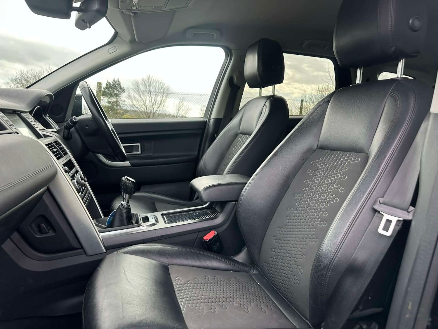 Used Land Rover Discovery Sport 2017 for sale - 78182655: Photo 15