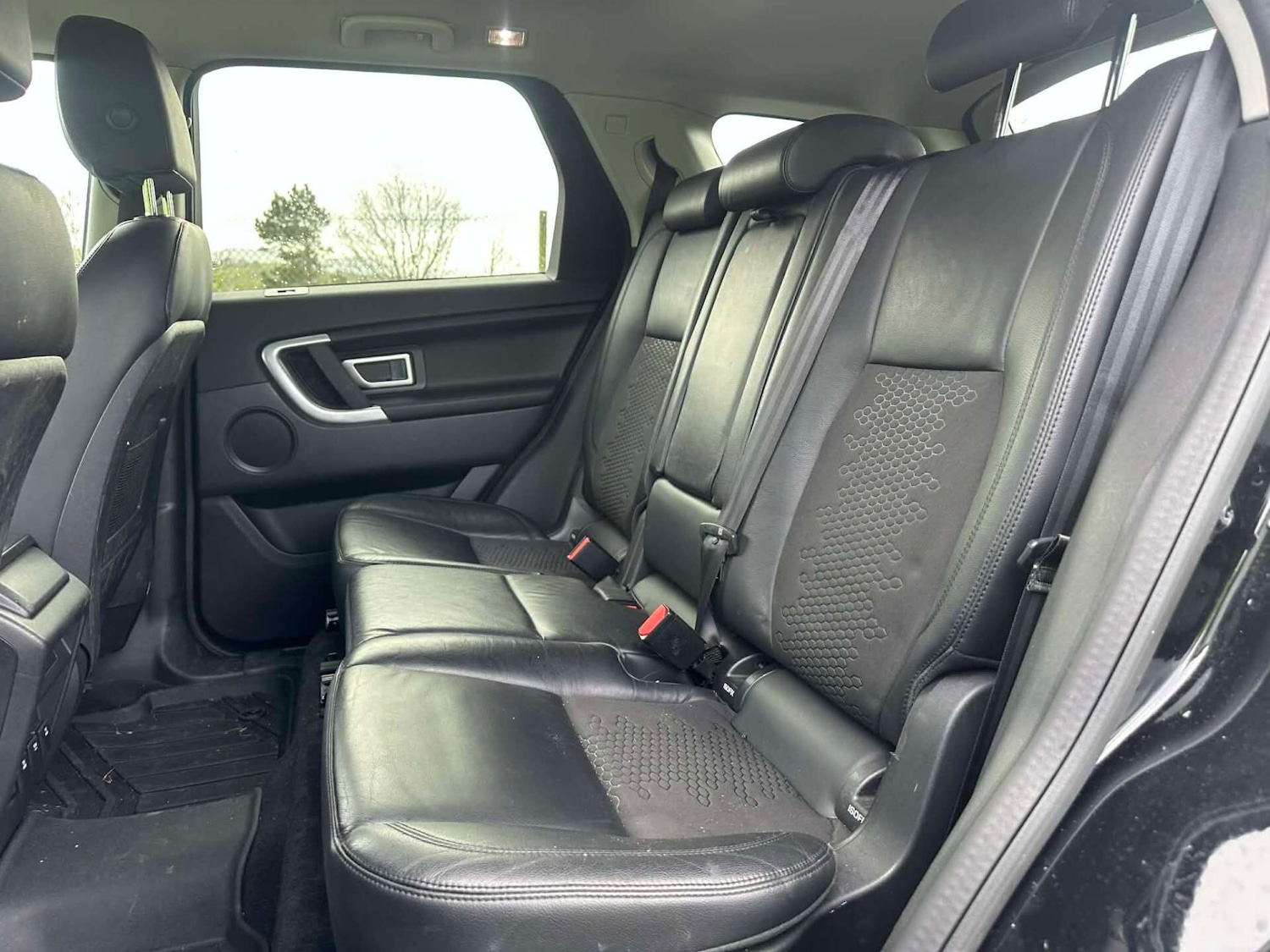 Used Land Rover Discovery Sport 2017 for sale - 78182655: Photo 16