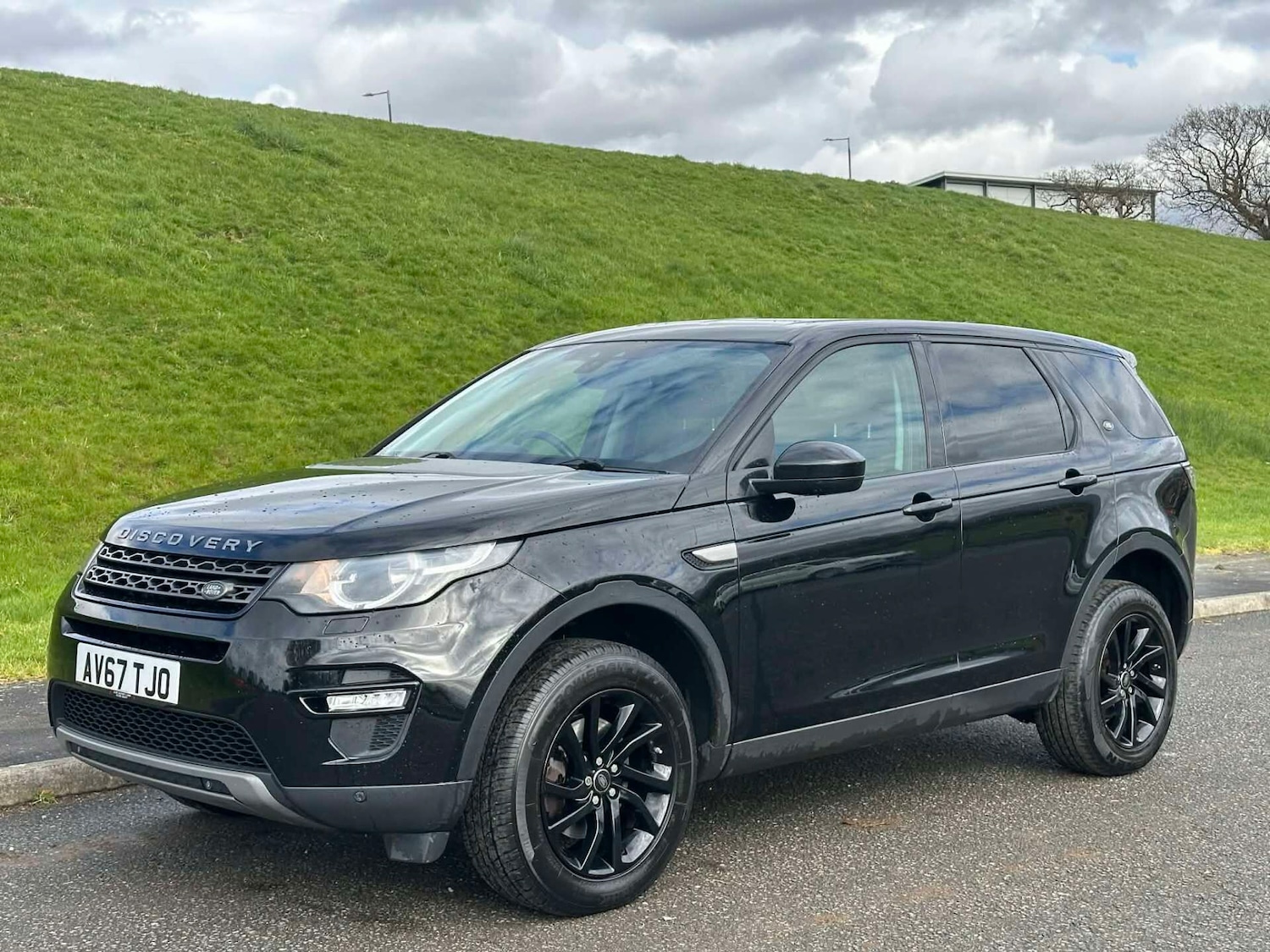 Used Land Rover Discovery Sport 2017 for sale - 78182655: Photo 3
