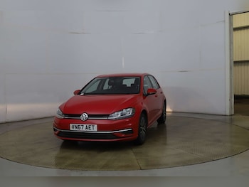 Used Volkswagen Golf 2017 for sale - 76961647: Photo