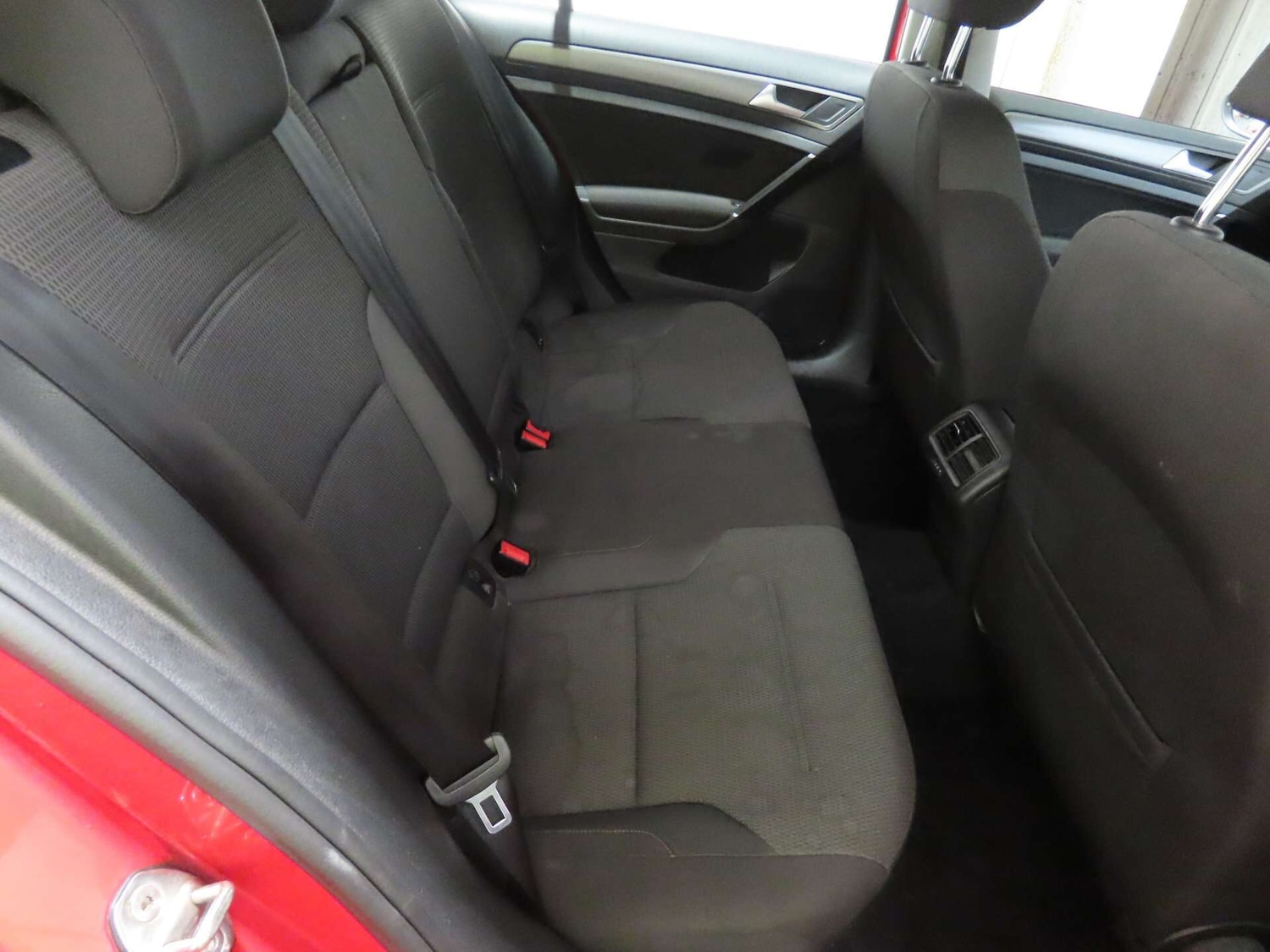 Used Volkswagen Golf 2017 for sale - 76961647: Photo 8