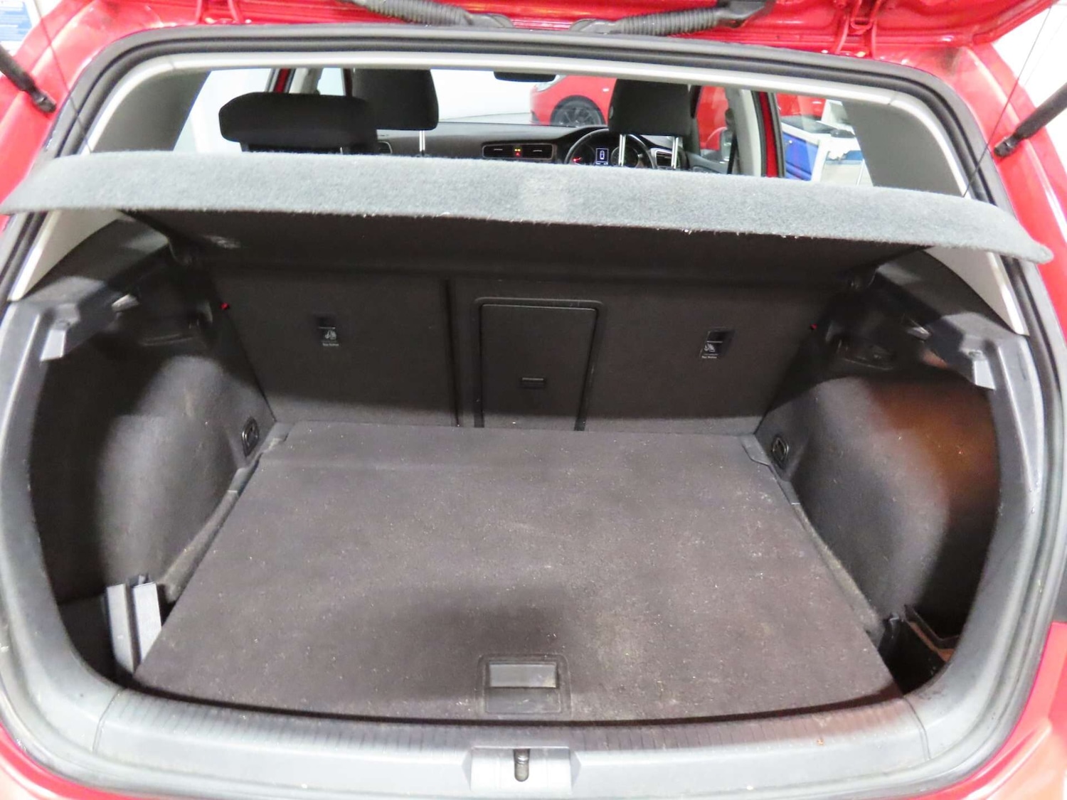 Used Volkswagen Golf 2017 for sale - 76961647: Photo 9