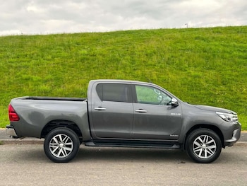 Used Toyota Hilux 2020 for sale - 78687902: Photo