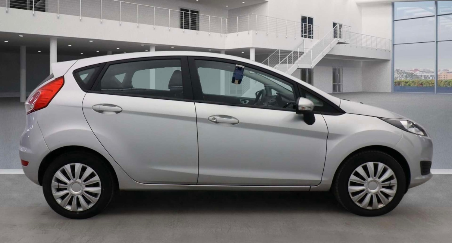Used Ford Fiesta 2018 for sale - 77100140: Photo 3