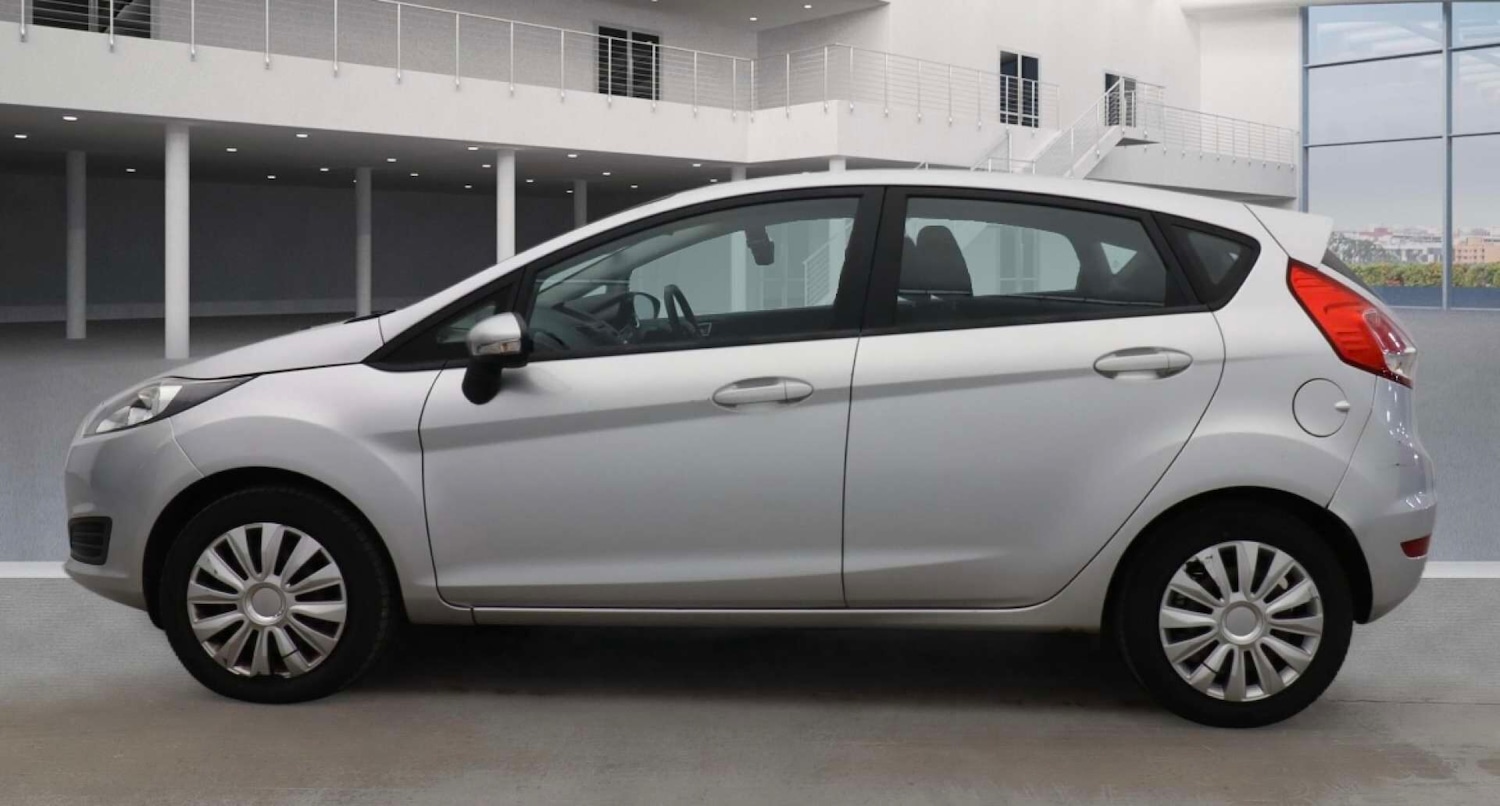 Used Ford Fiesta 2018 for sale - 77100140: Photo 4