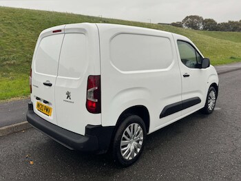 Used Peugeot Partner 2020 for sale - 76159763: Photo