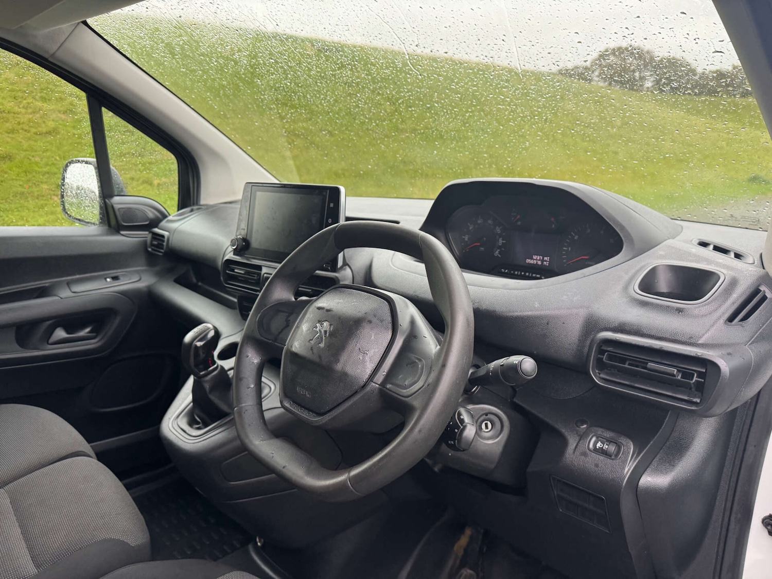 Used Peugeot Partner 2020 for sale - 76159763: Photo 9