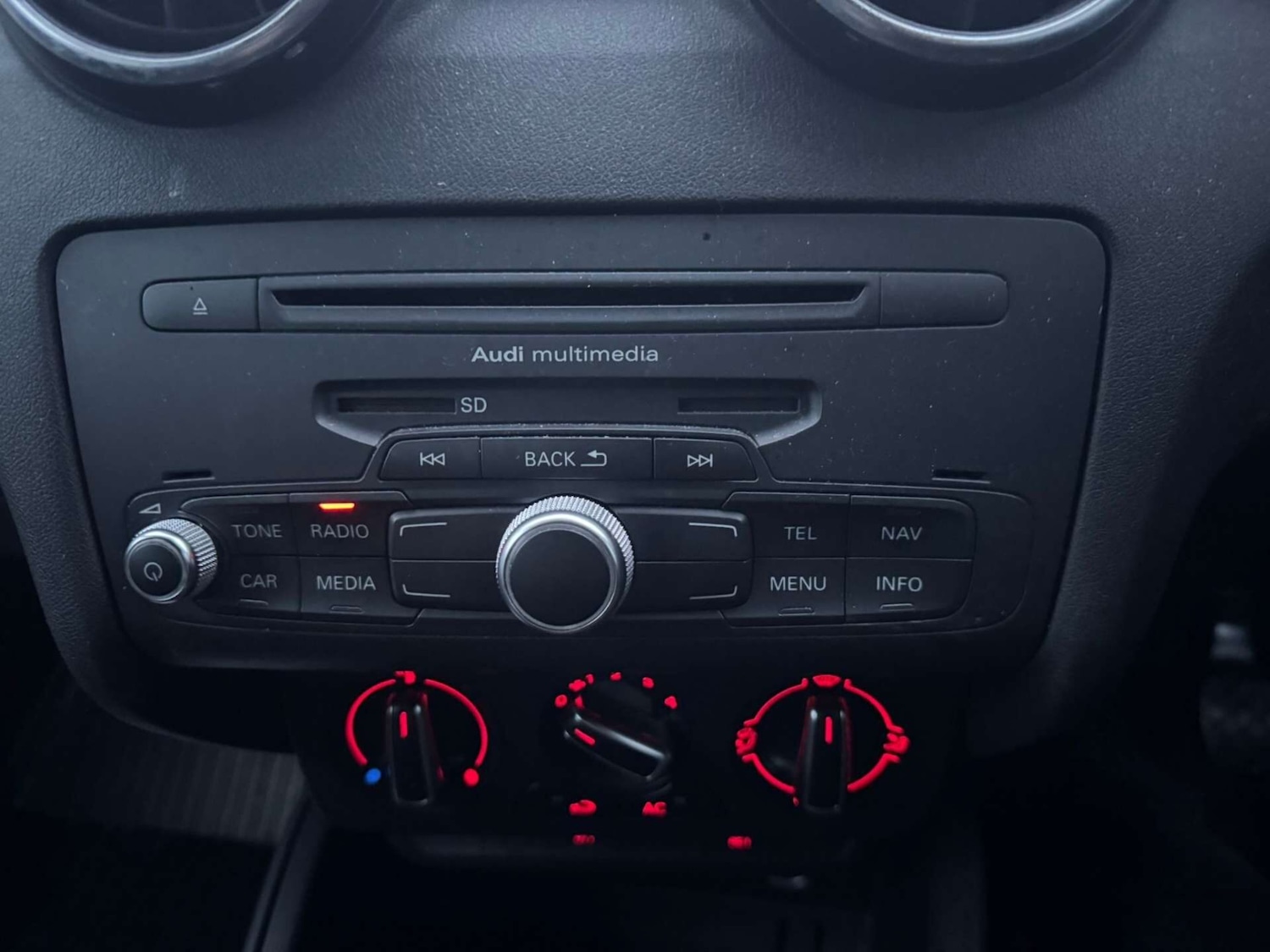 Used Audi A1 2014 for sale - 76750848: Photo 13