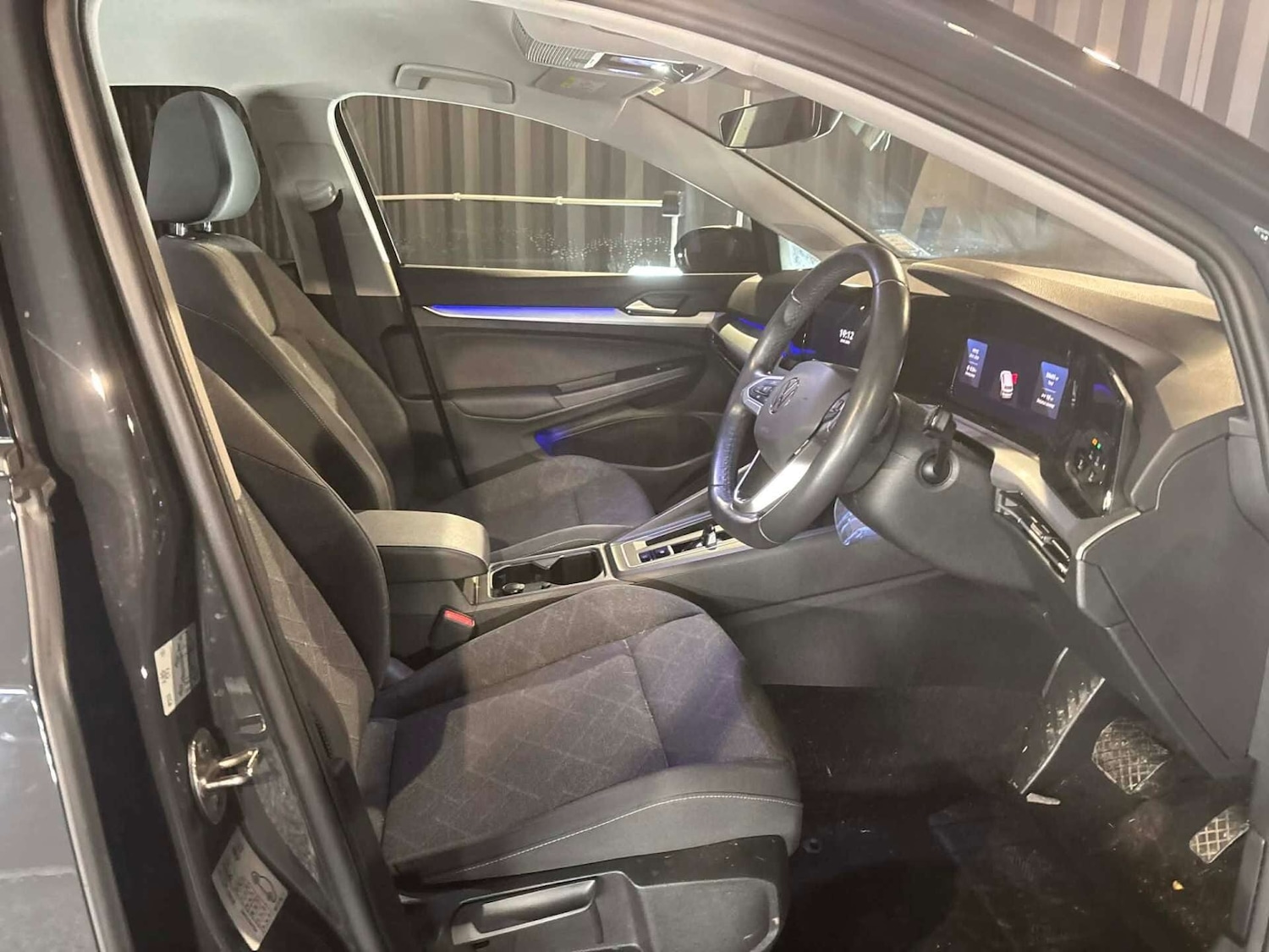 Used Volkswagen Golf 2024 for sale - 77375887: Photo 9