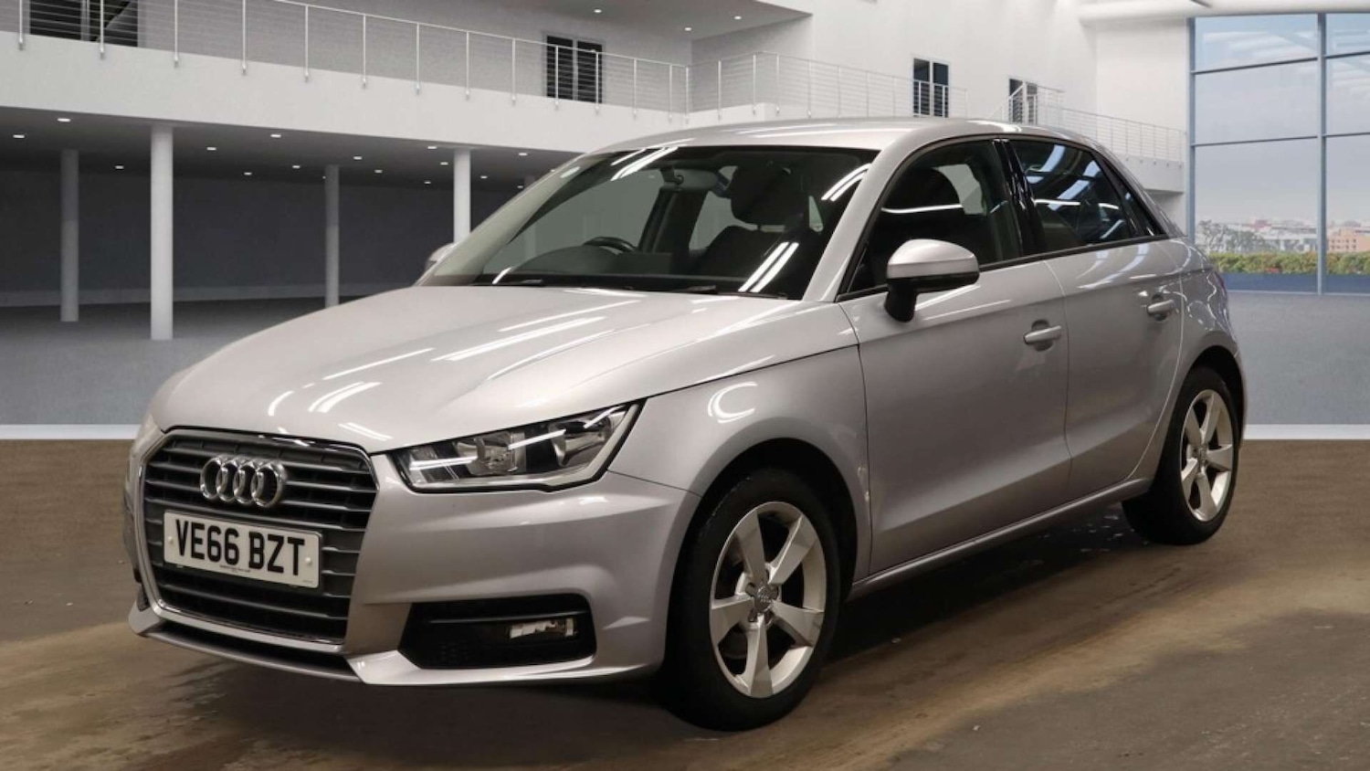 Used Audi A1 2016 for sale - 77149613: Photo 2