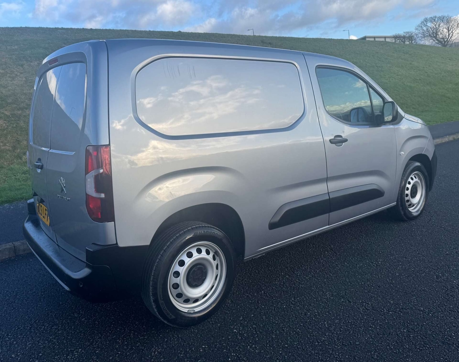 Used Peugeot Partner 2023 for sale - 77093821: Photo 4