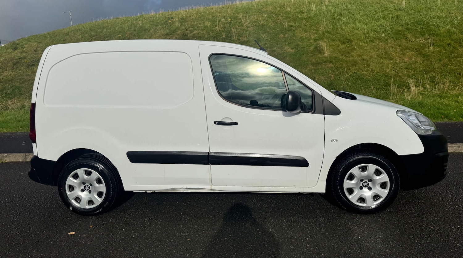 Used Peugeot Partner 2018 for sale - 76363151: Photo 3