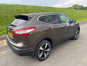 Used Nissan Qashqai 2017 for sale - 78525971: Photo