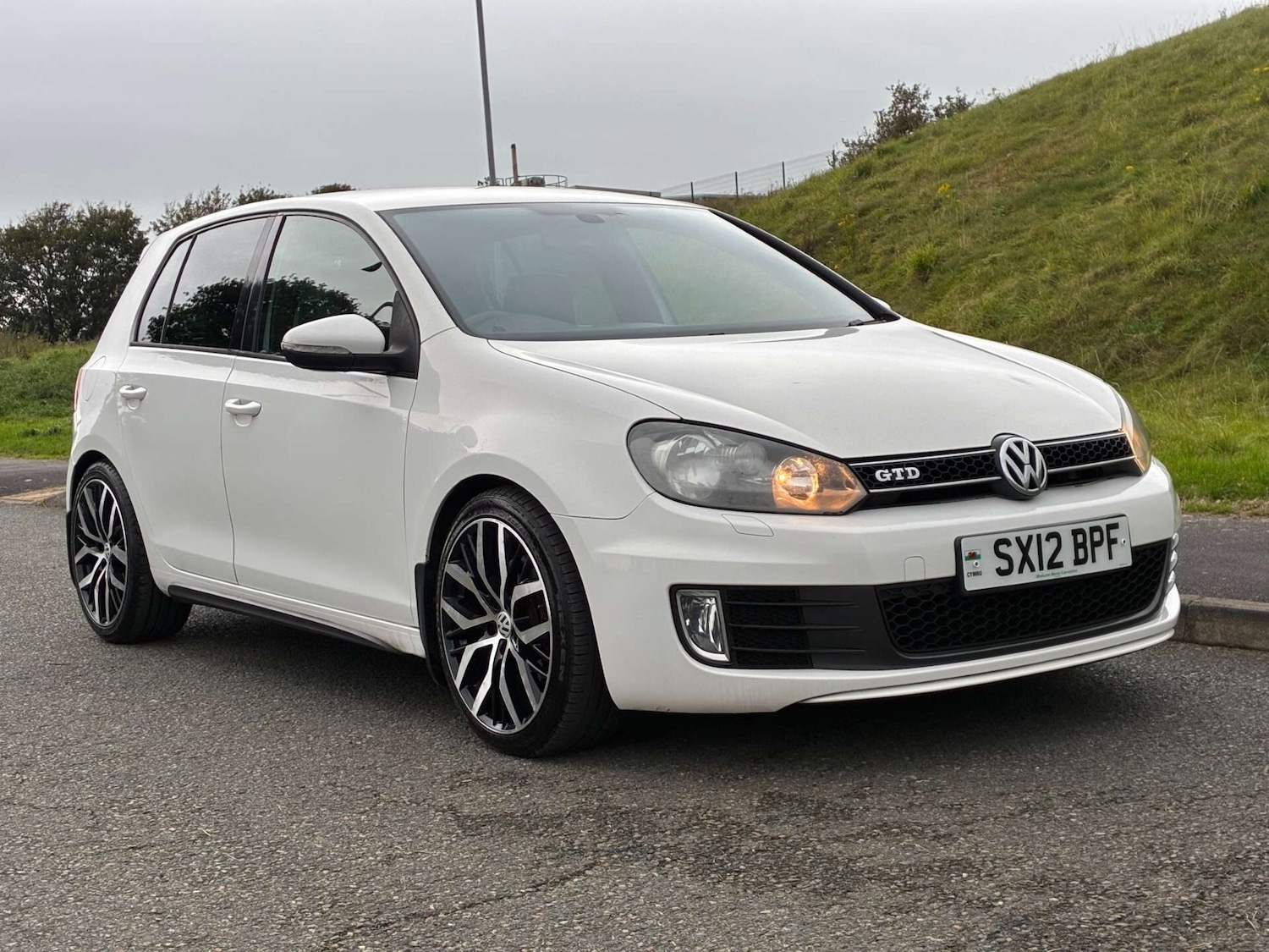 Used Volkswagen Golf 2012 for sale - 76178797: Photo 1