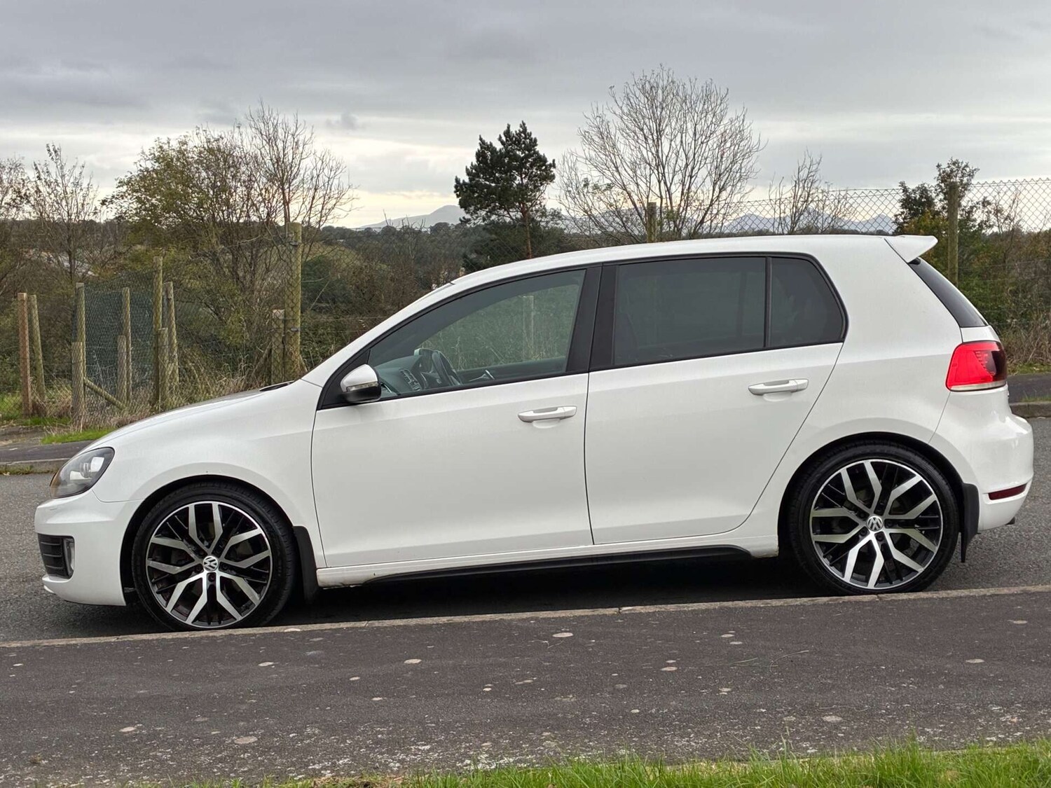 Used Volkswagen Golf 2012 for sale - 76178797: Photo 7