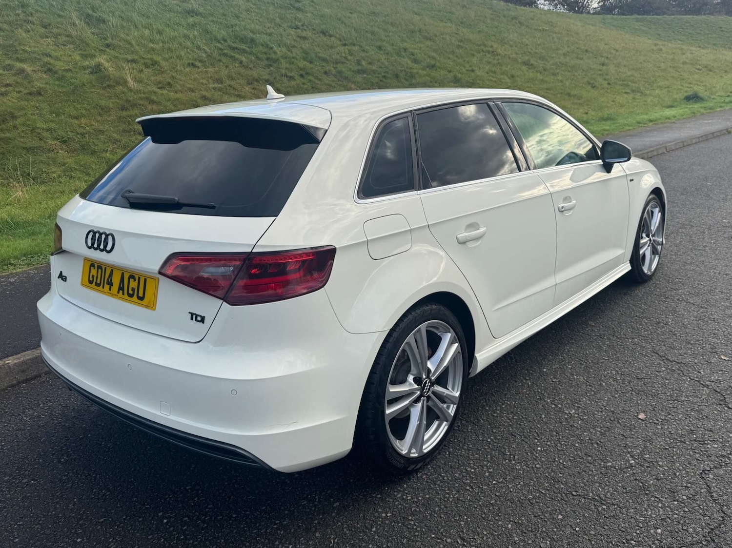 Used Audi A3 2014 for sale - 76343814: Photo 4