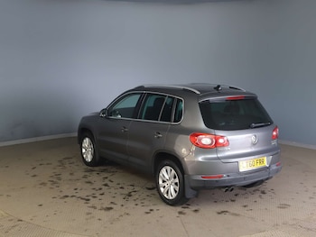 Used Volkswagen Tiguan 2010 for sale - 77945553: Photo