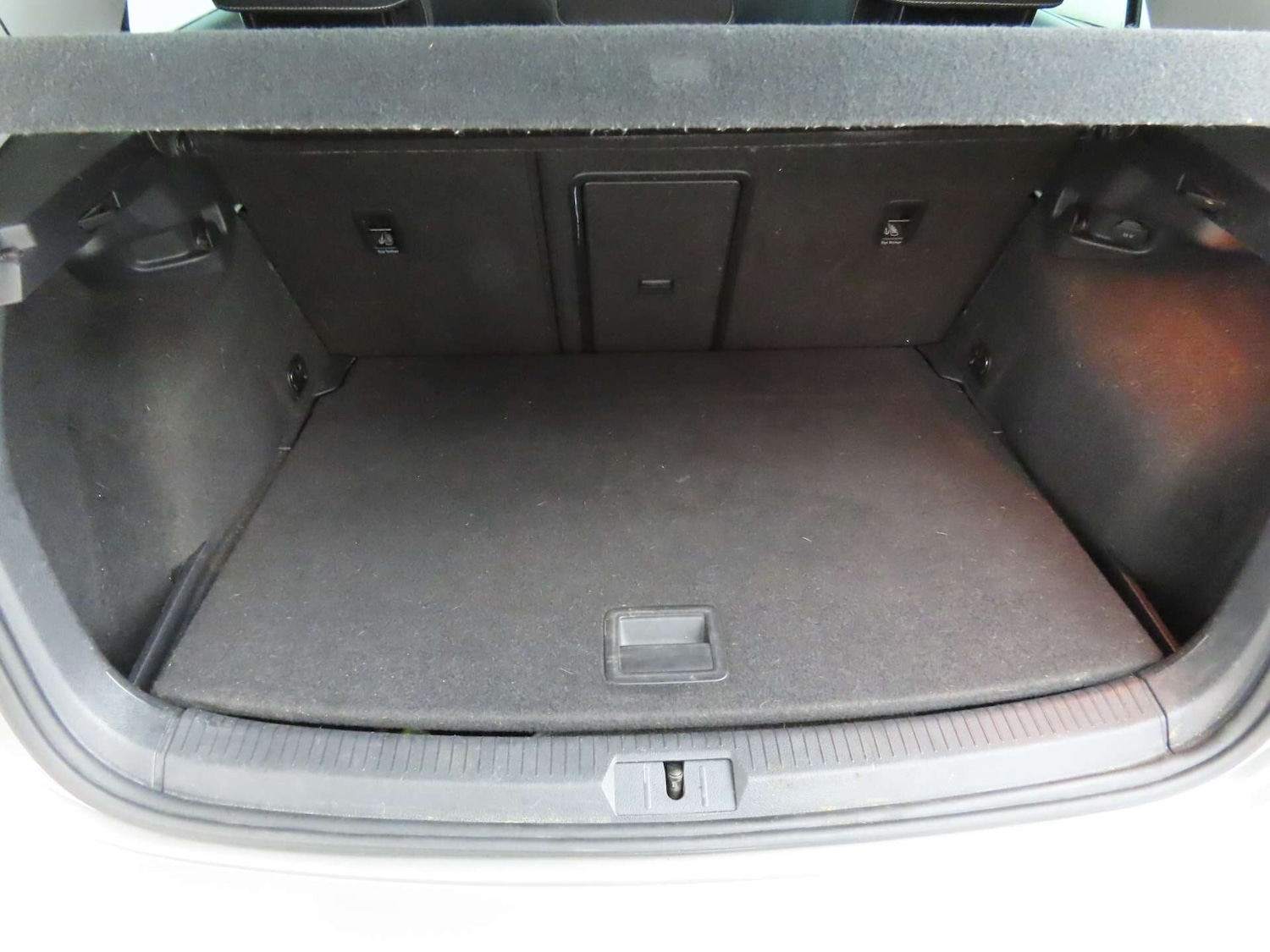 Used Volkswagen Golf 2014 for sale - 77662073: Photo 11