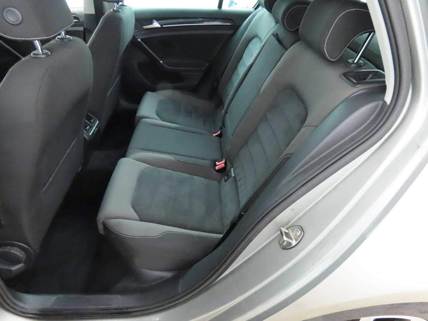 Used Volkswagen Golf 2014 for sale - 77662073: Photo 9