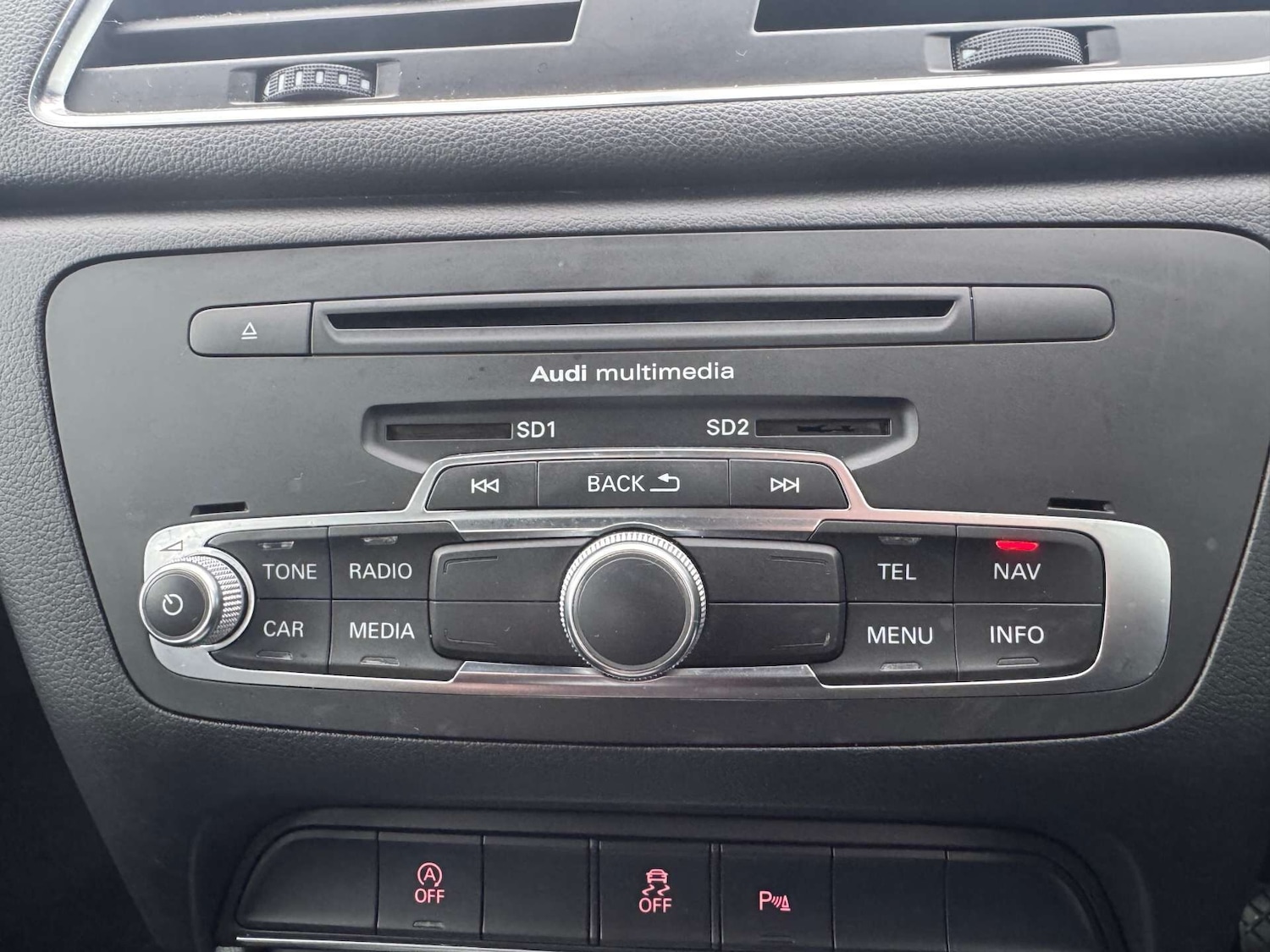 Used Audi Q3 2012 for sale - 77459818: Photo 13