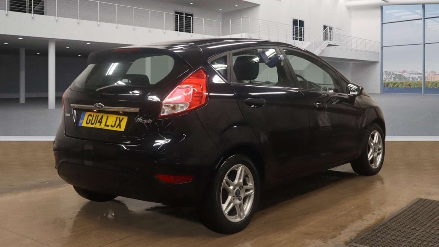 Used Ford Fiesta 2014 for sale - 77149610: Photo 4