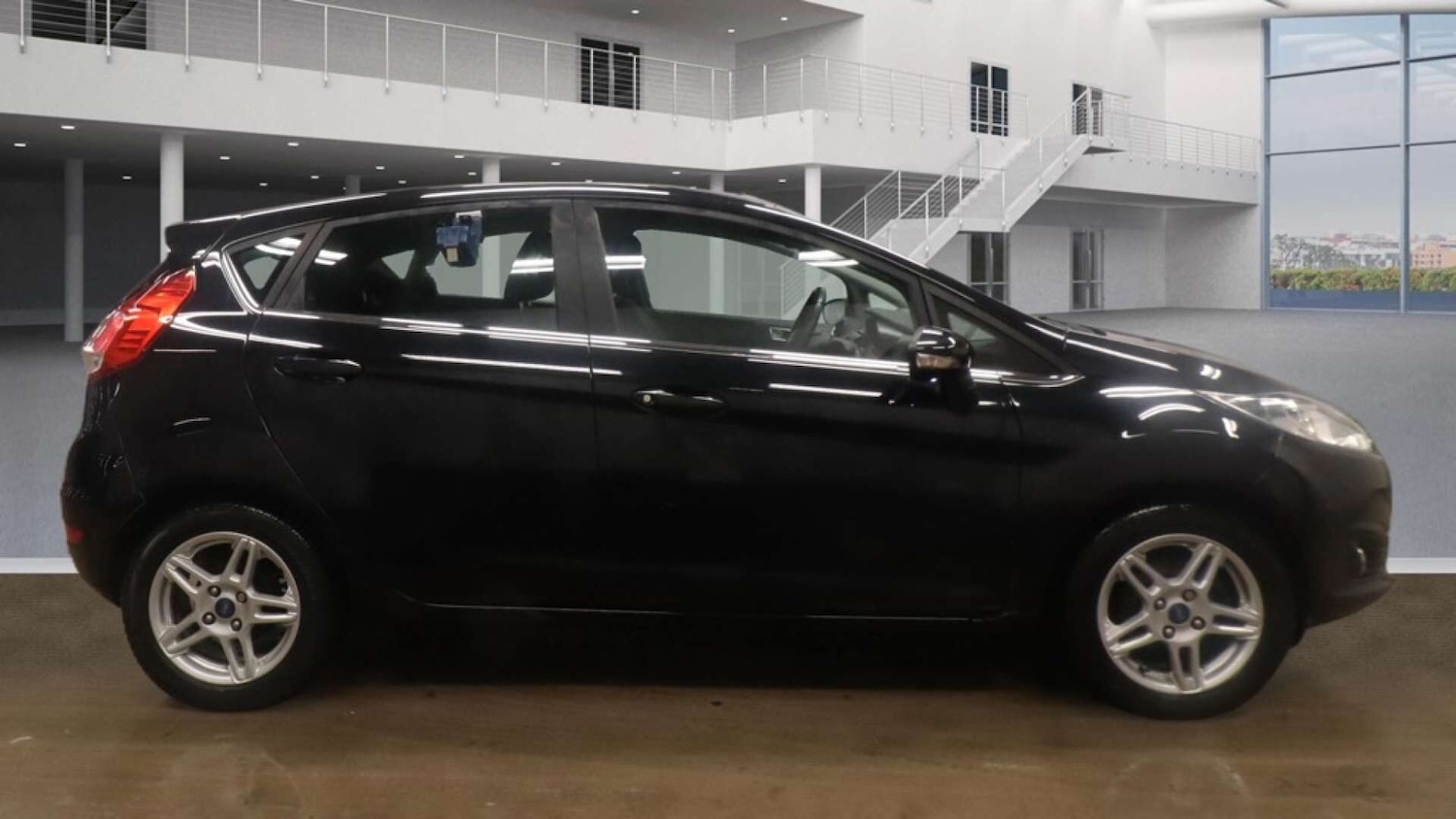Used Ford Fiesta 2014 for sale - 77149610: Photo 5