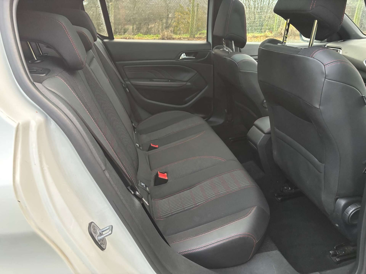 Used Peugeot 308 2018 for sale - 76763306: Photo 12