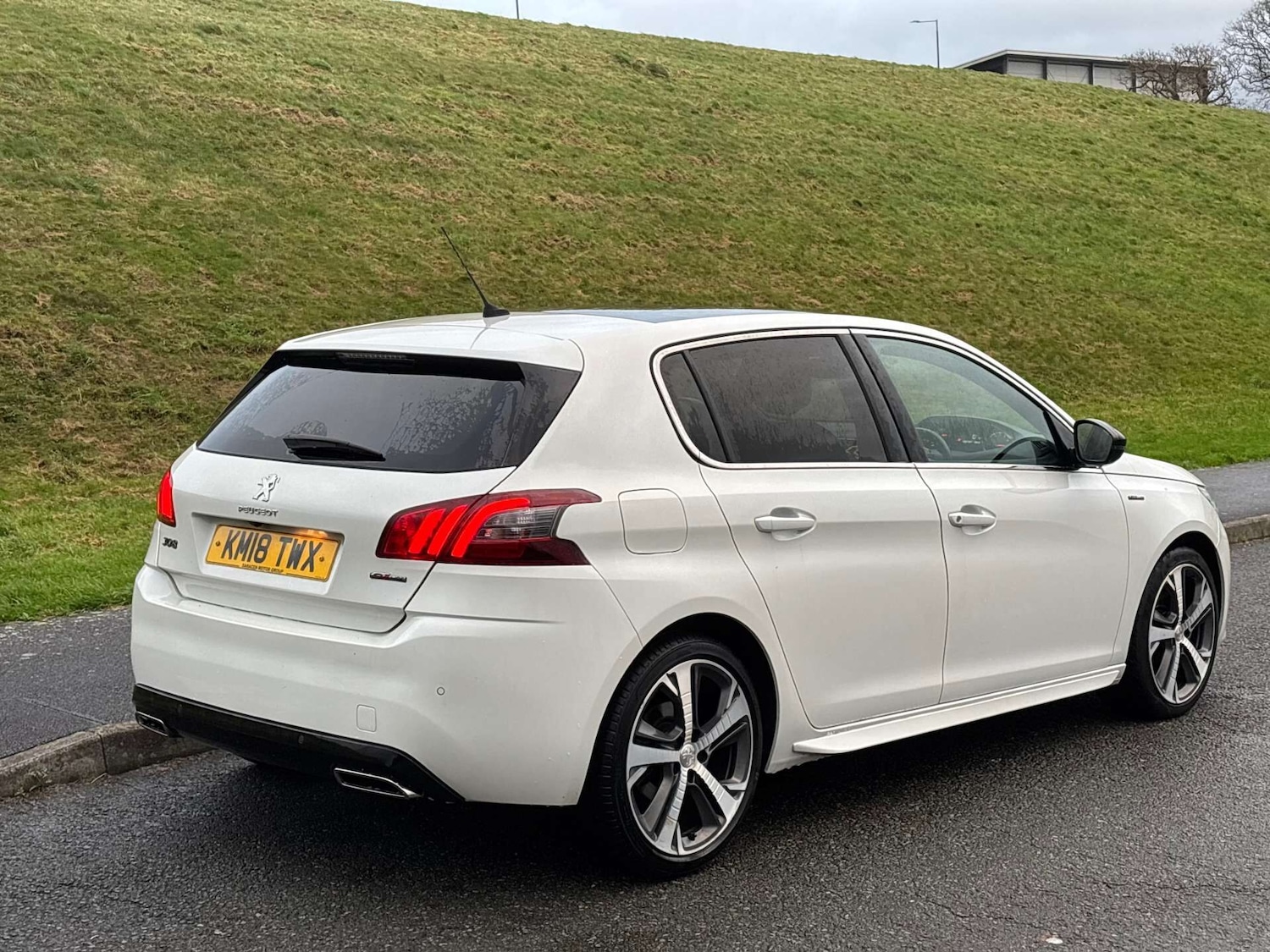 Used Peugeot 308 2018 for sale - 76763306: Photo 3