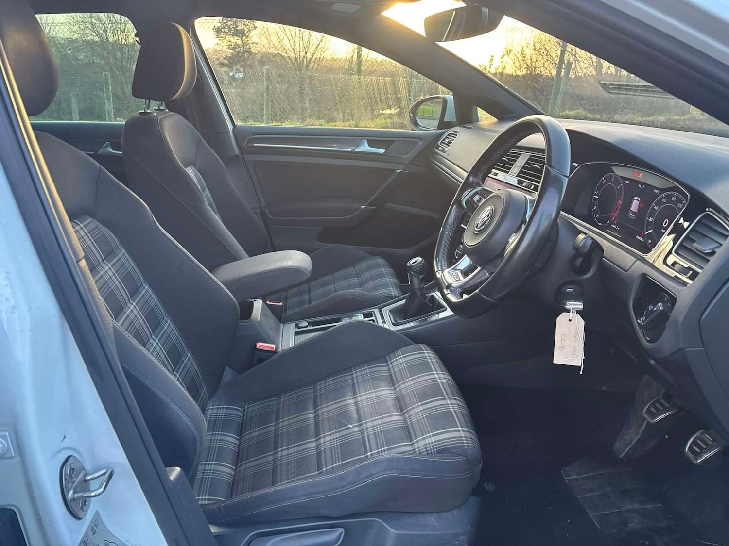 Used Volkswagen Golf 2017 for sale - 76904464: Photo 10