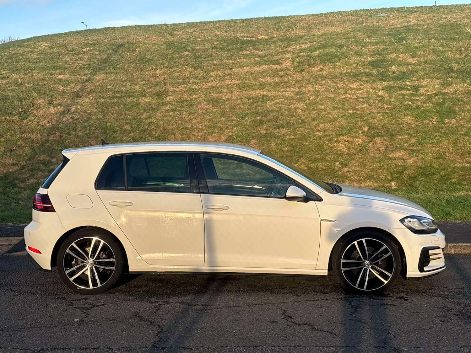 Used Volkswagen Golf 2017 for sale - 76904464: Photo 8