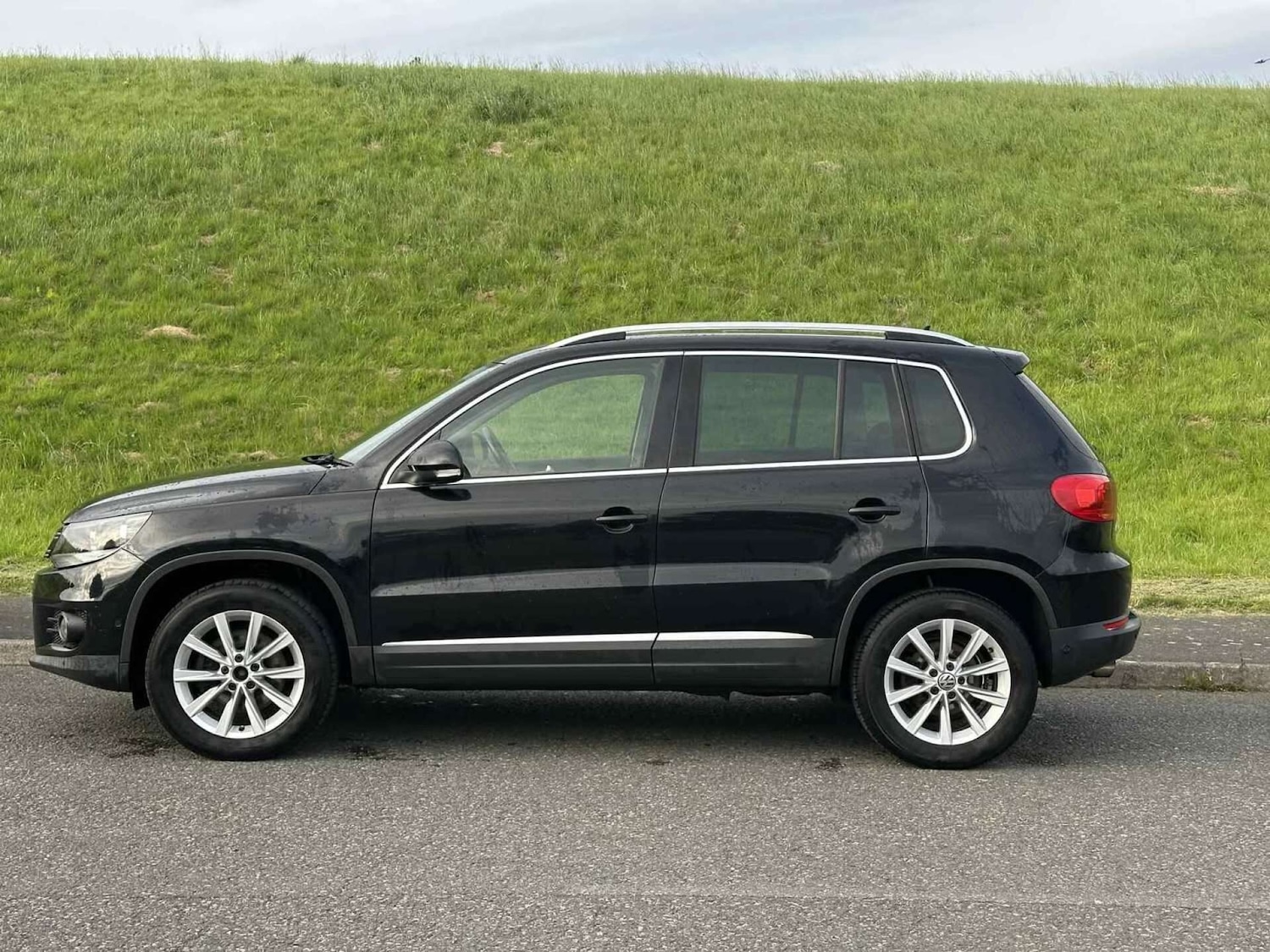 Used Volkswagen Tiguan 2013 for sale - 76412145: Photo 4