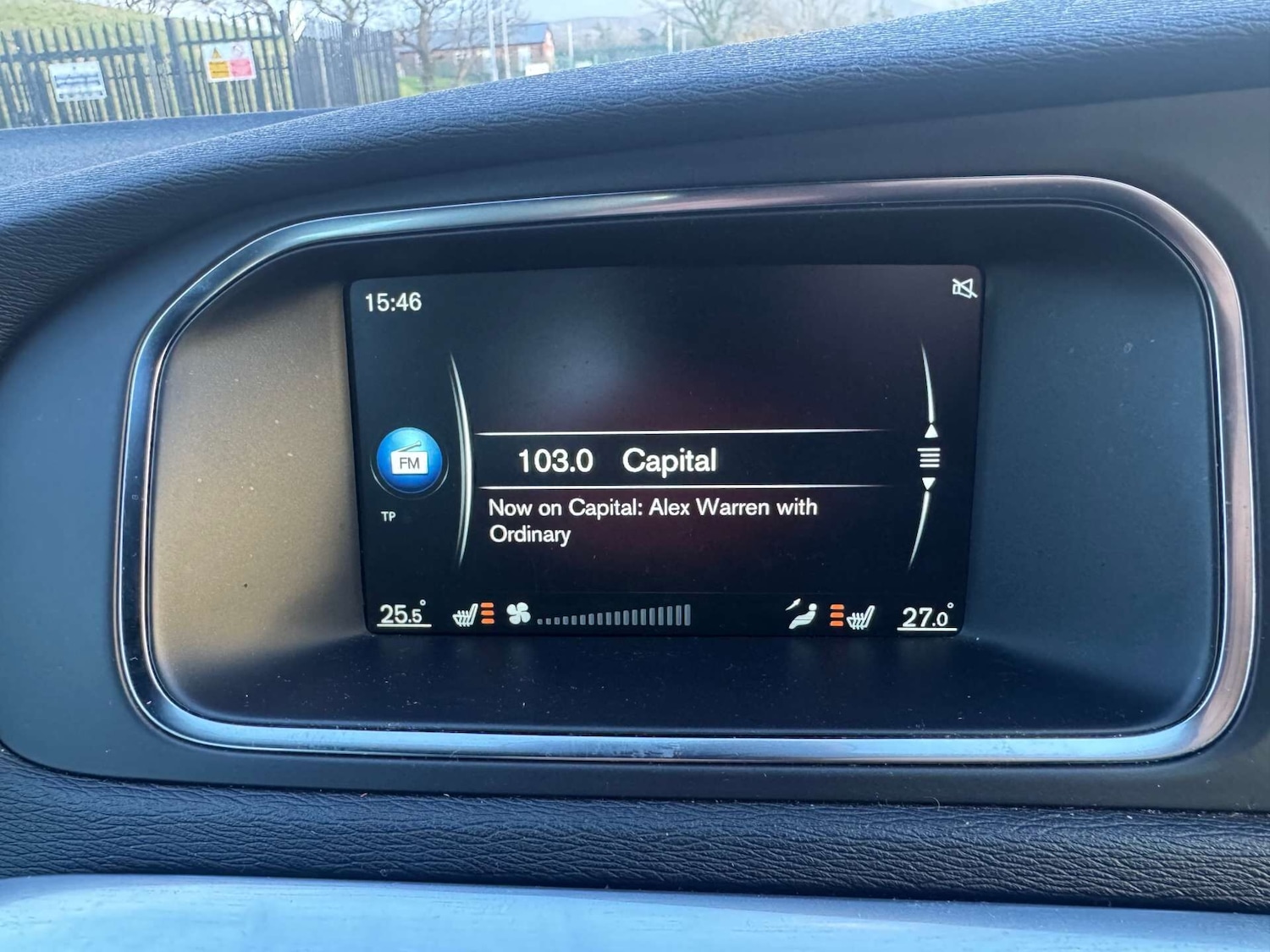 Used Volvo V40 2016 for sale - 76919871: Photo 13