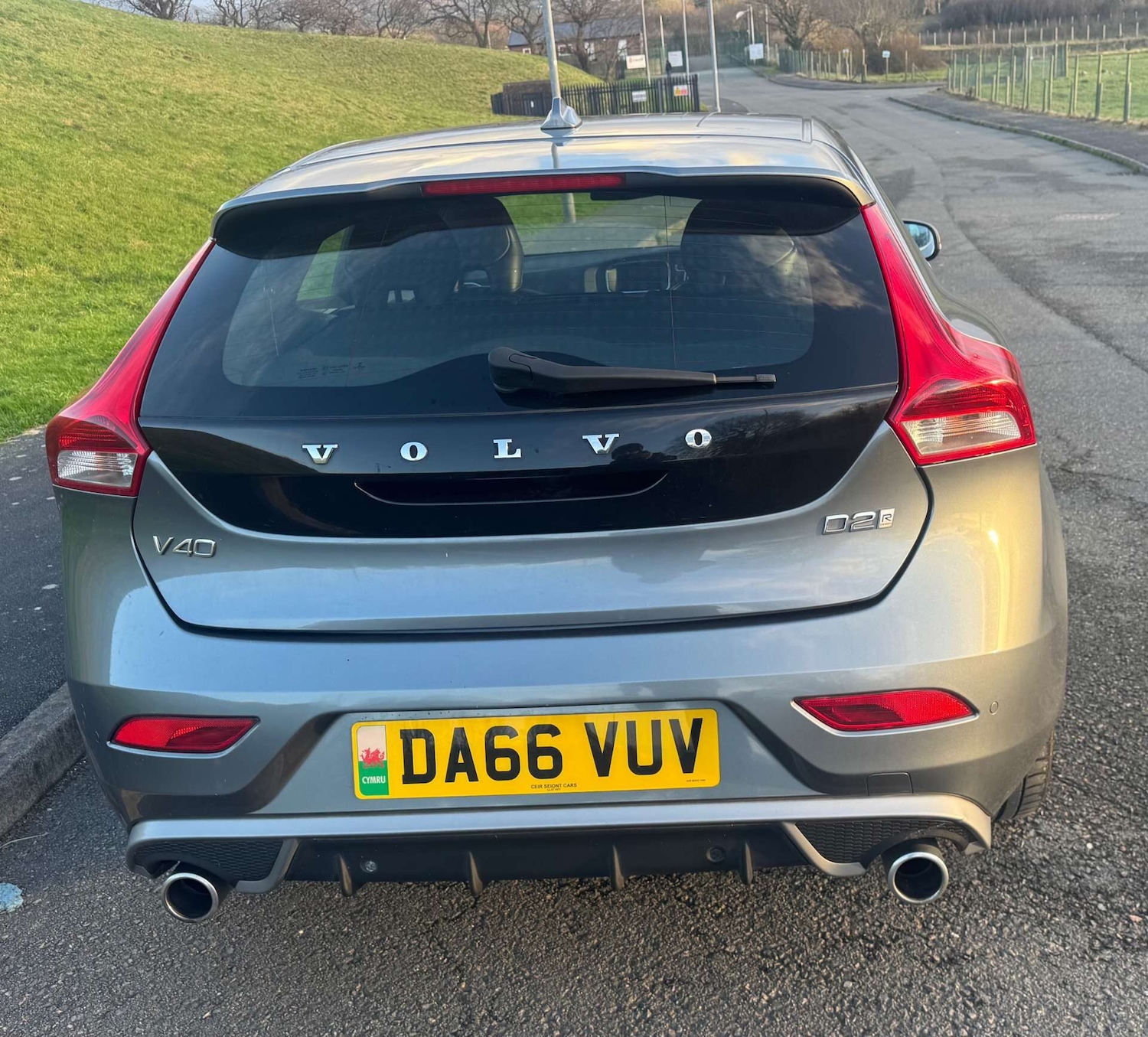 Used Volvo V40 2016 for sale - 76919871: Photo 5