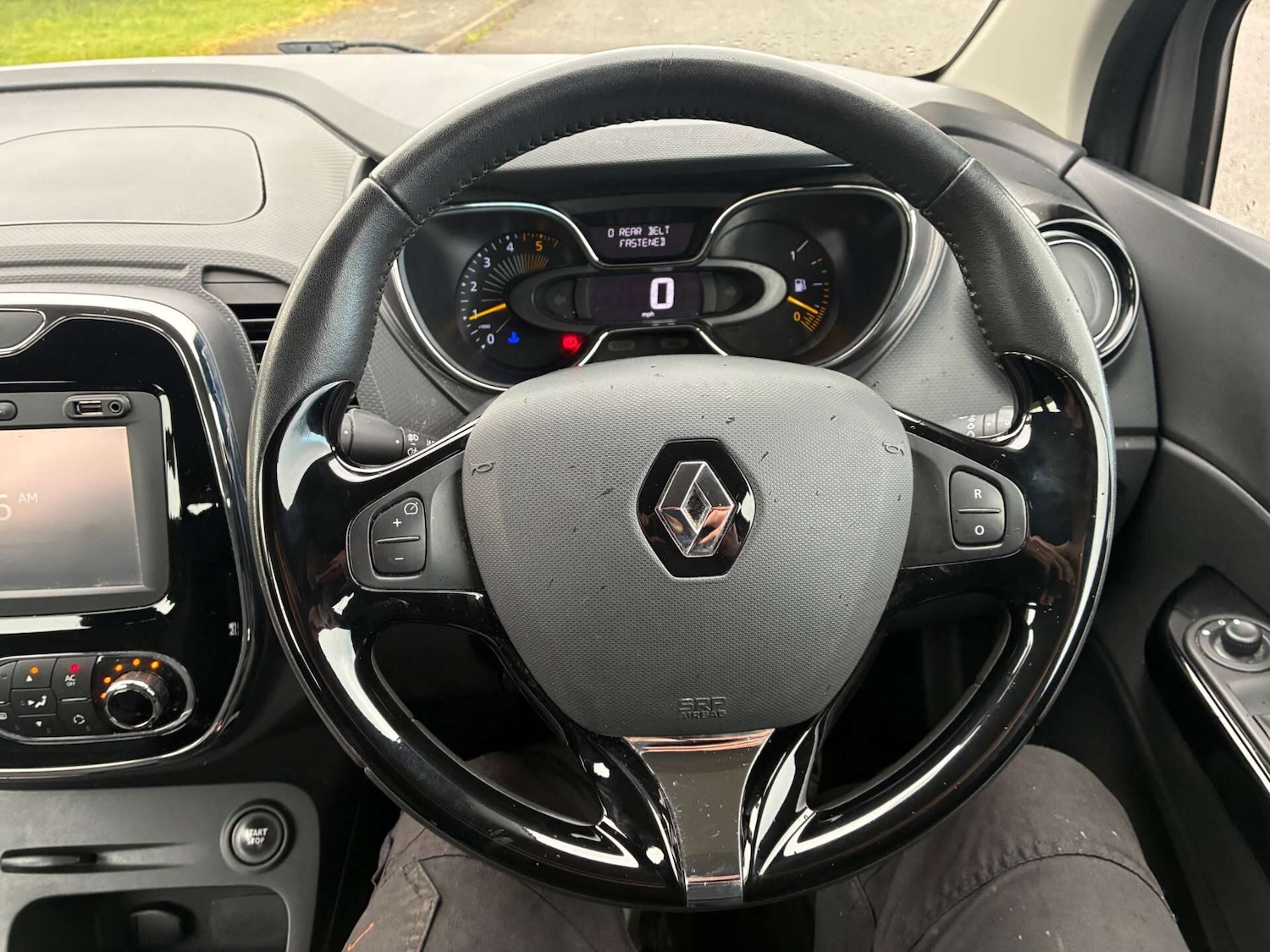 Used Renault Captur 2015 for sale - 78210135: Photo 9