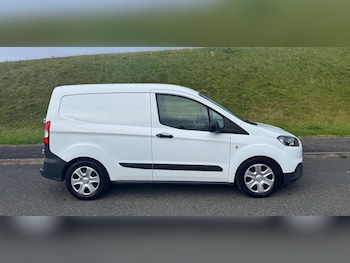 Used Ford Transit Courier 2020 for sale - 76106780: Photo
