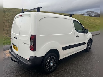 Used Peugeot Partner 2015 for sale - 77165136: Photo