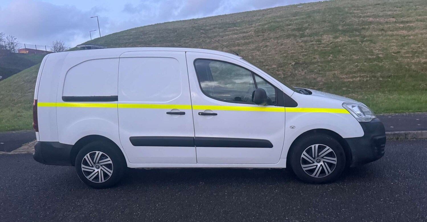 Used Peugeot Partner 2018 for sale - 76922789: Photo 3