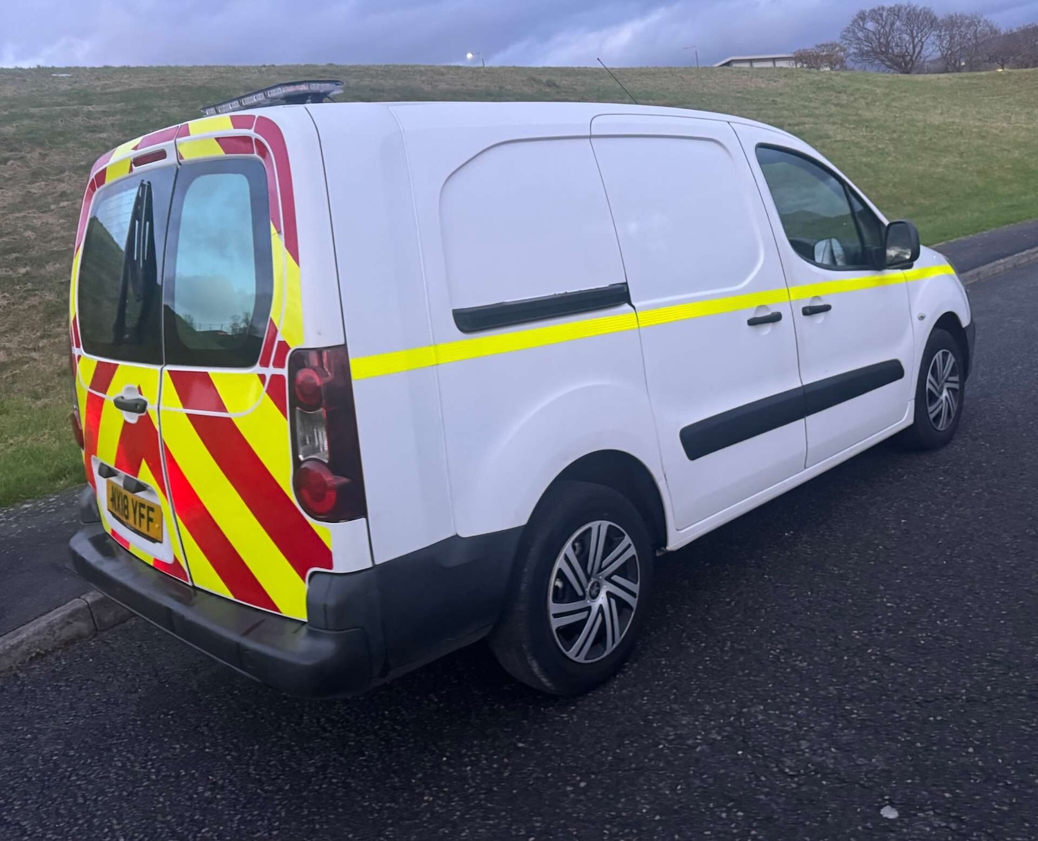 Used Peugeot Partner 2018 for sale - 76922789: Photo 4