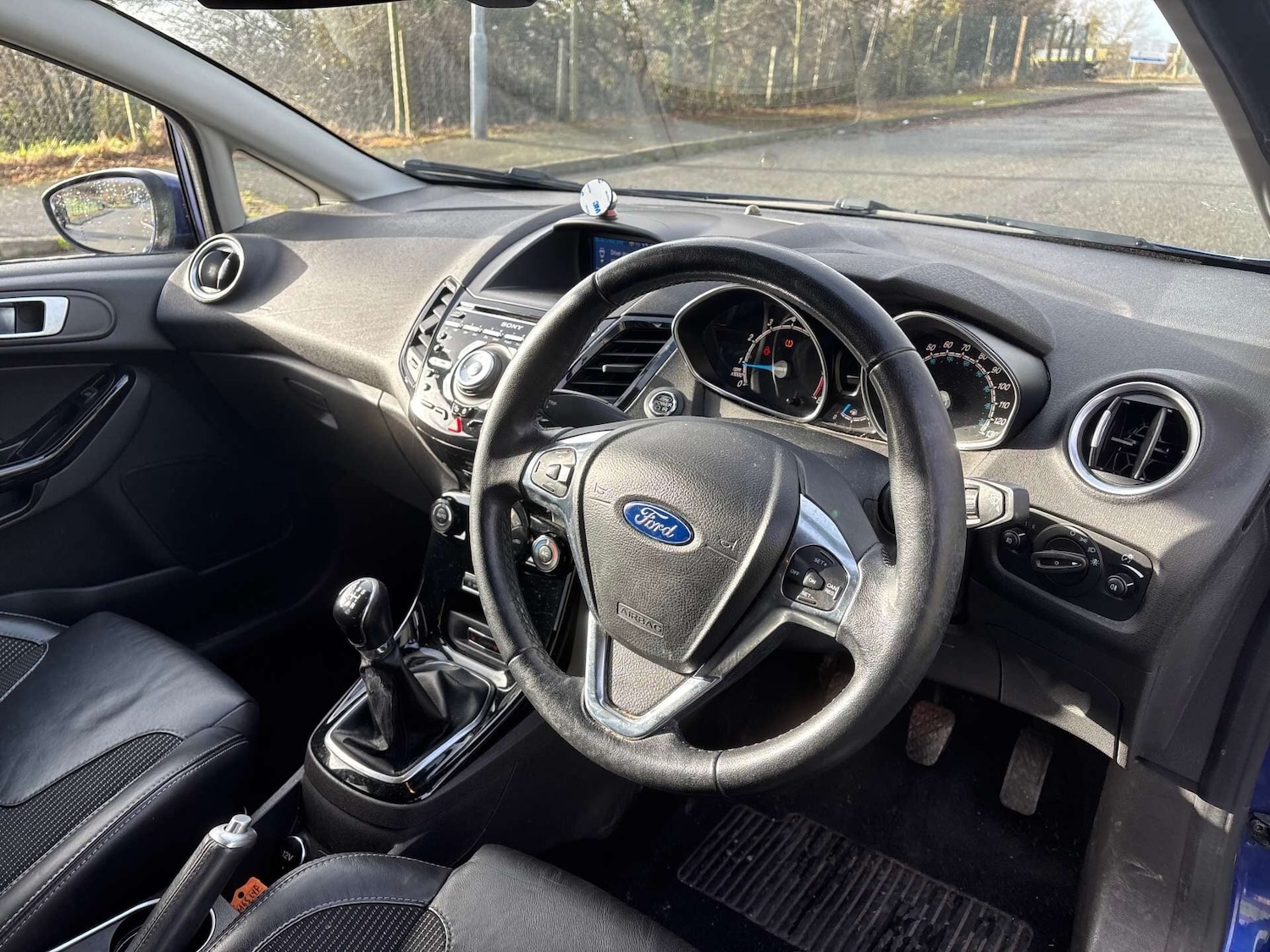 Used Ford Fiesta 2015 for sale - 76879537: Photo 9