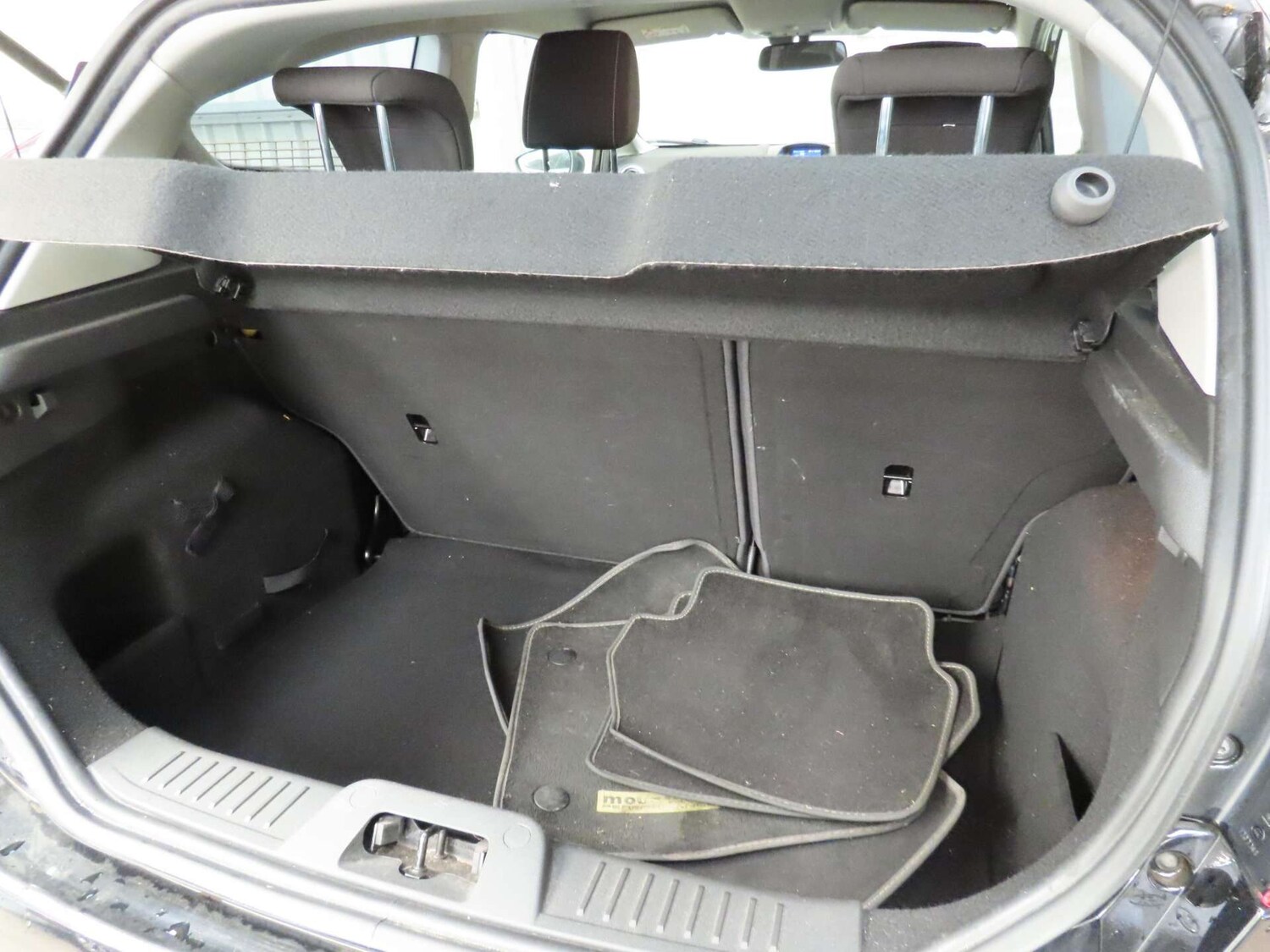 Used Ford Fiesta 2016 for sale - 78140218: Photo 12