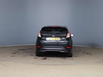 Used Ford Fiesta 2016 for sale - 78140218: Photo