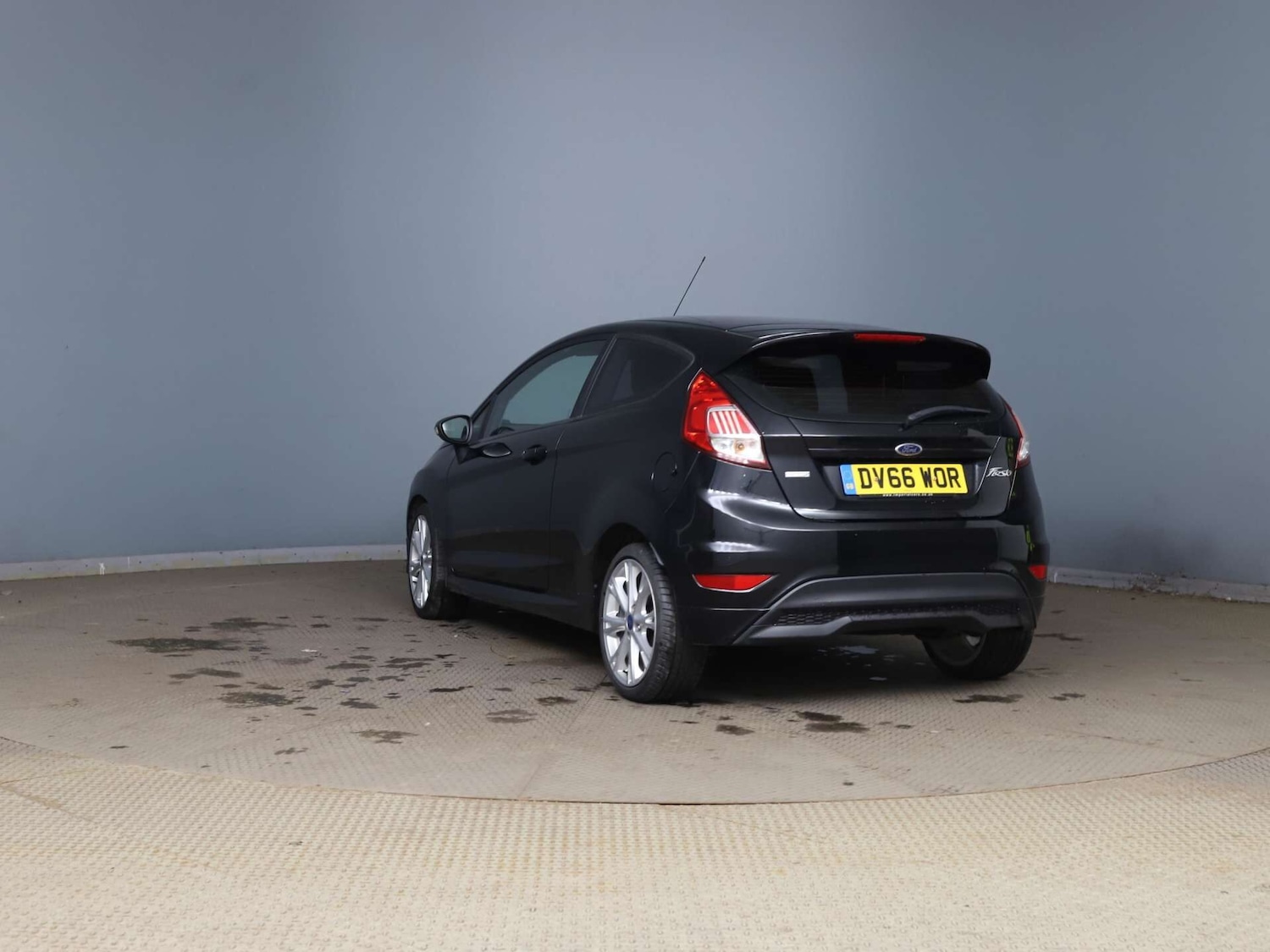 Used Ford Fiesta 2016 for sale - 78140218: Photo 5