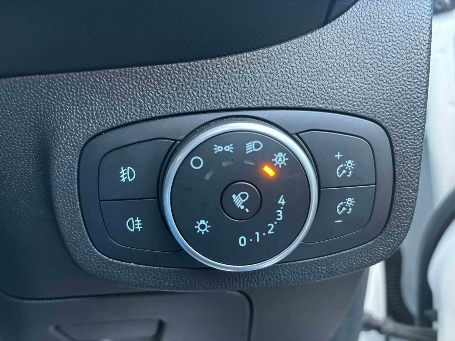 Used Ford Fiesta 2019 for sale - 76904467: Photo 19