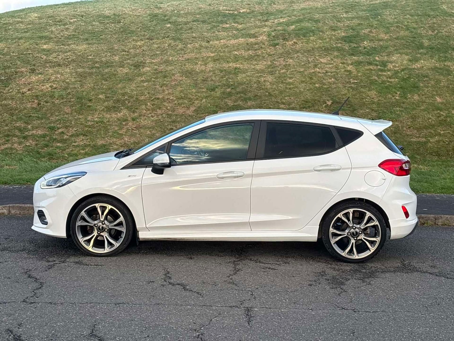 Used Ford Fiesta 2019 for sale - 76904467: Photo 3