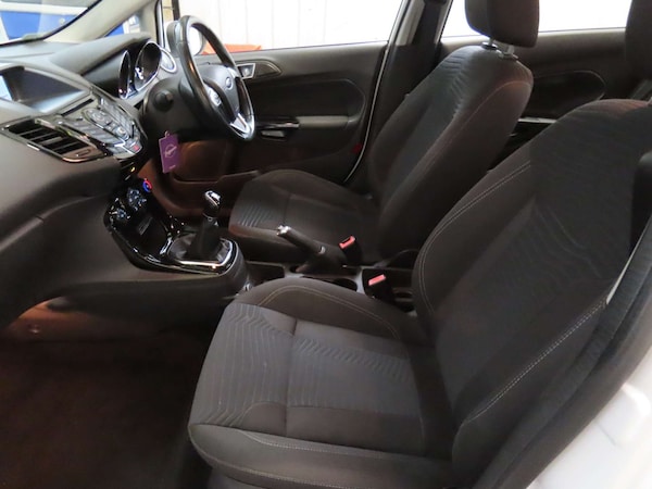 Used Ford Fiesta 2016 for sale - 76301206: Photo 7