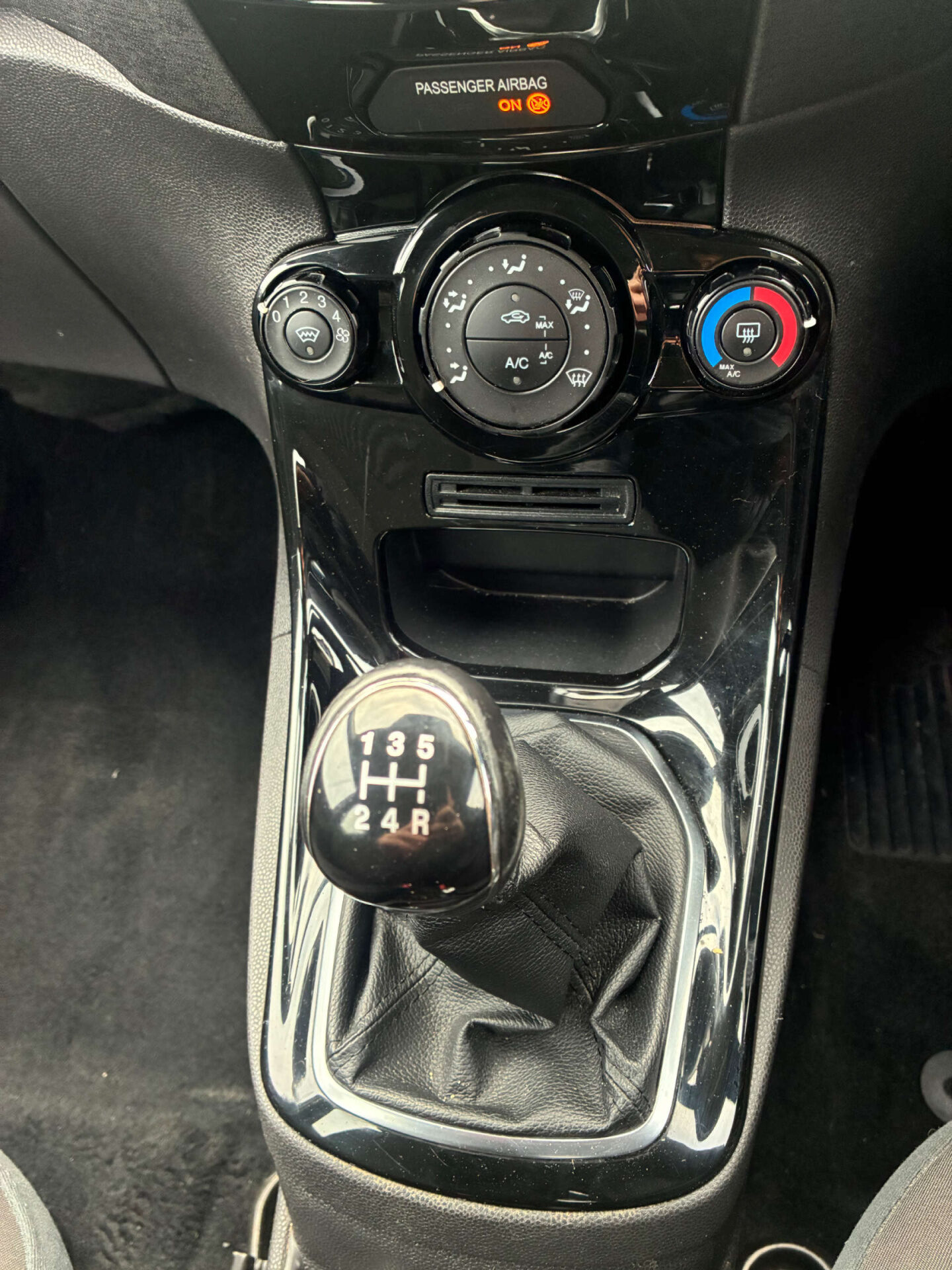 Used Ford Fiesta 2018 for sale - 76205817: Photo 11