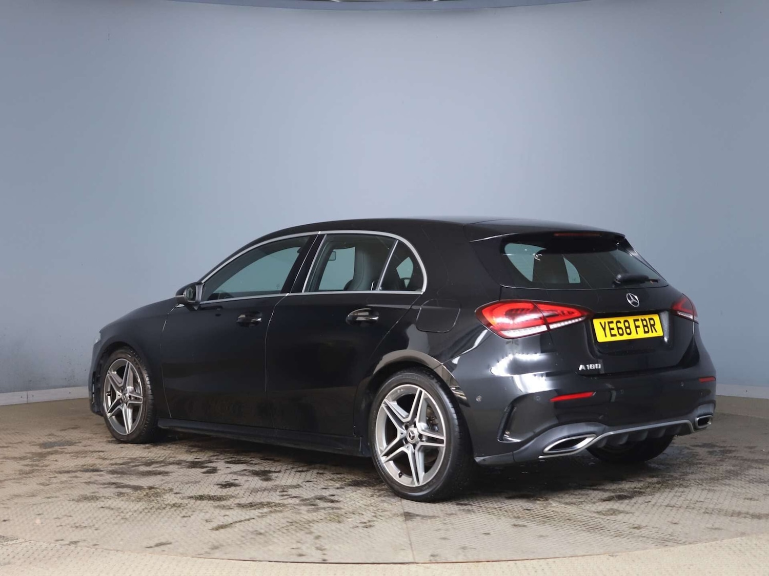 Used Mercedes-Benz A-Class 2018 for sale - 77195240: Photo 4