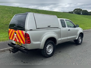 Used Toyota Hilux 2010 for sale - 75426102: Photo