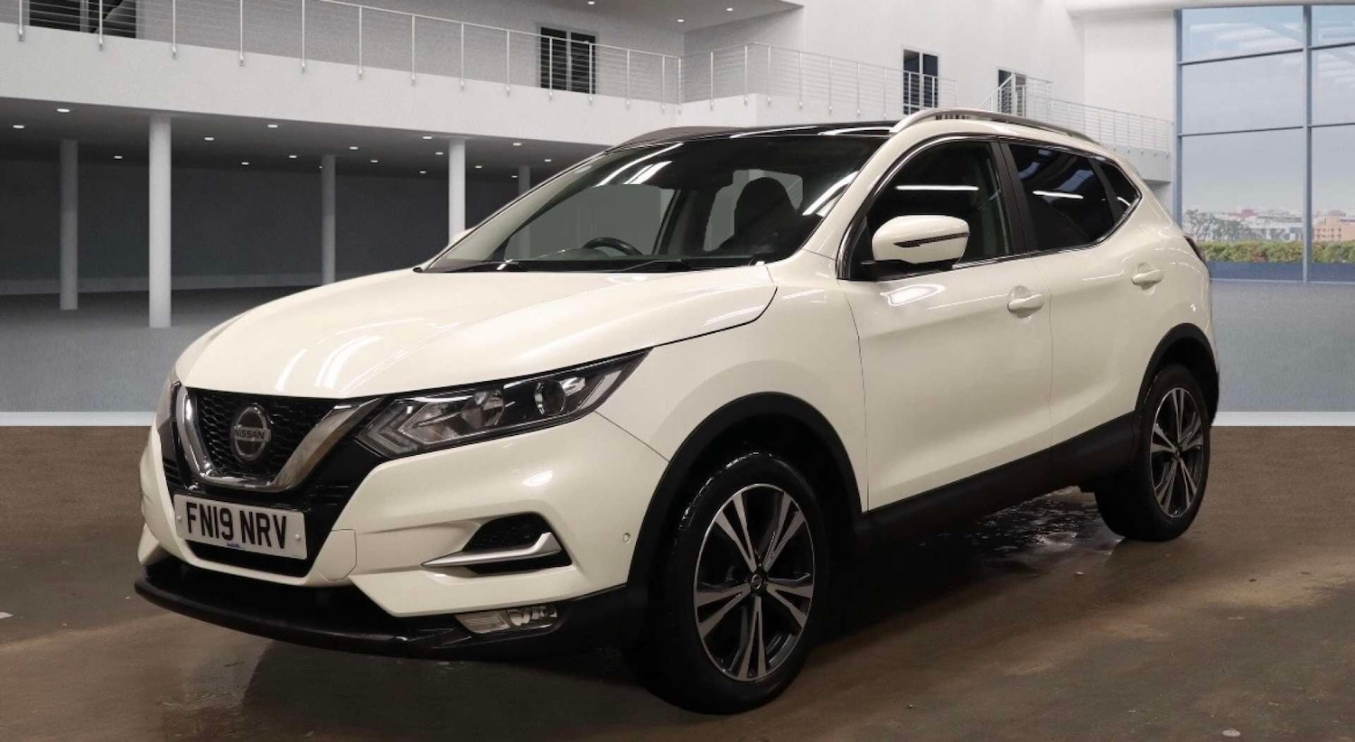 Used Nissan Qashqai 2019 for sale - 77363371: Photo 2