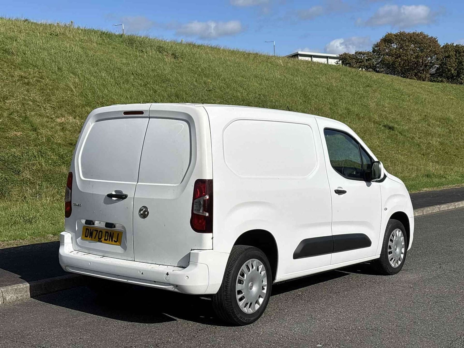 Used Vauxhall Combo 2021 for sale - 75683776: Photo 5